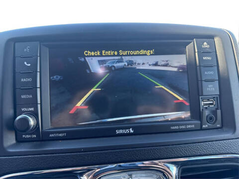 2016 Chrysler Town and Country Touring