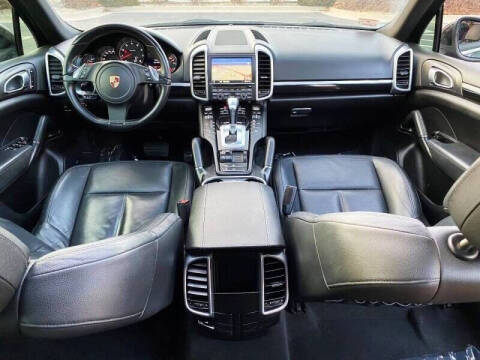 2012 Porsche Cayenne Tiptronic