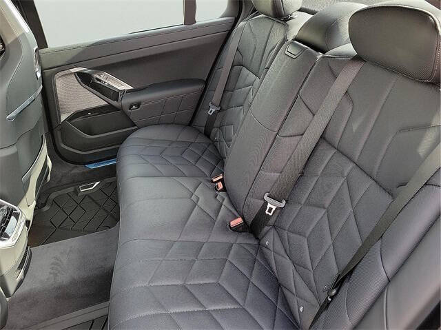 2026 BMW 7 Series 750e xDrive