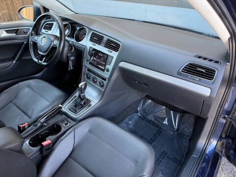 2015 Volkswagen Golf