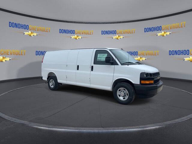 2025 Chevrolet Express 2500
