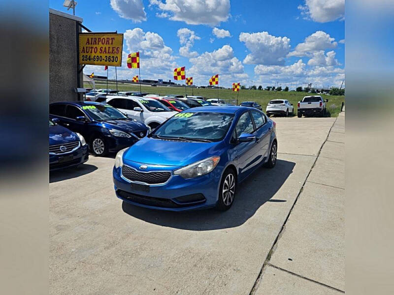 0 Kia Forte