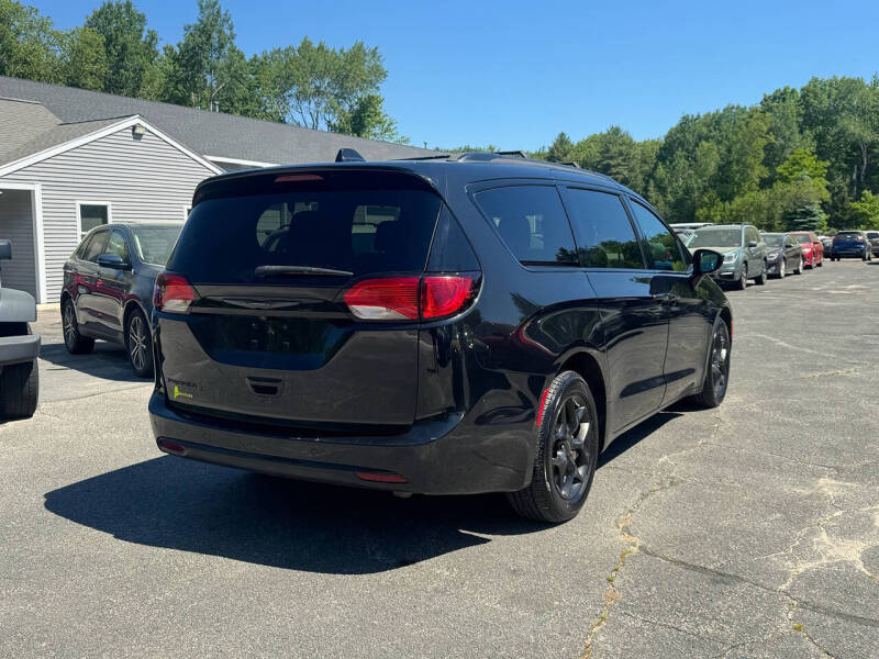 2019 Chrysler Pacifica Touring L