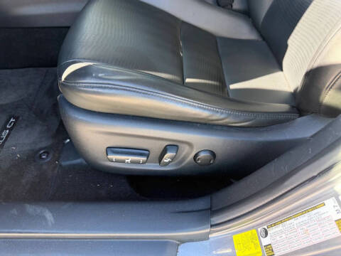 2013 Lexus CT 200h