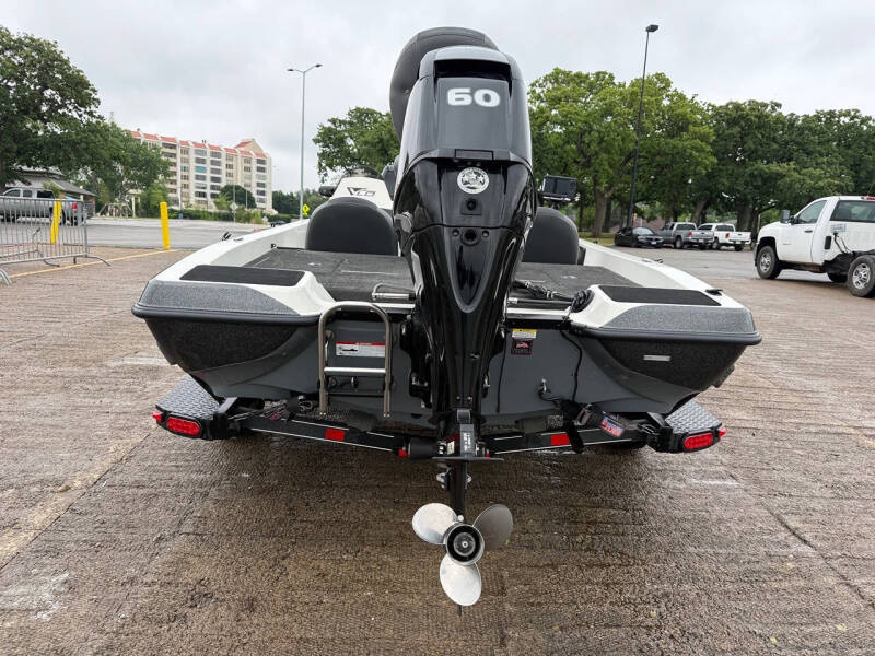 2016 Stratos 176 VLO