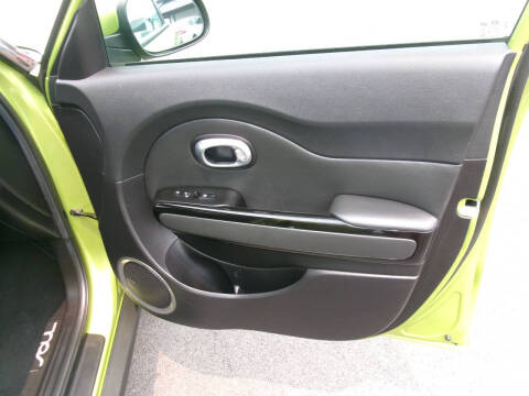 2014 Kia Soul +