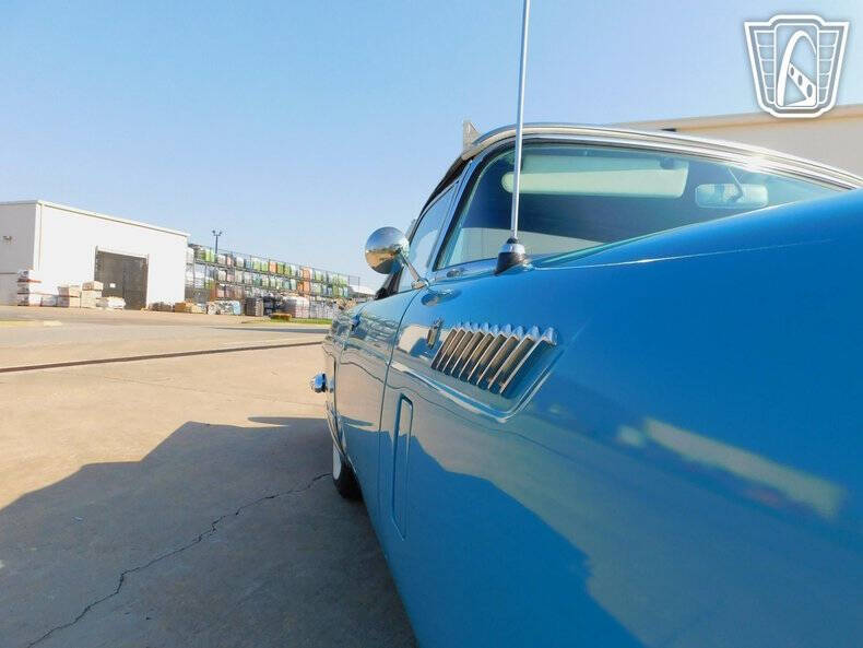 1956 Ford Thunderbird