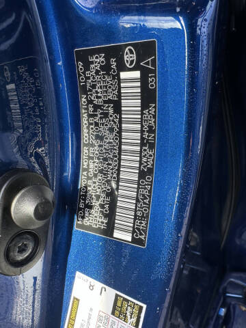 2010 Toyota Prius III