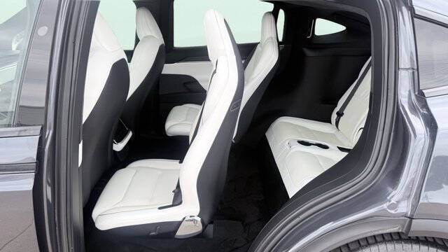 2022 Tesla Model X Plaid