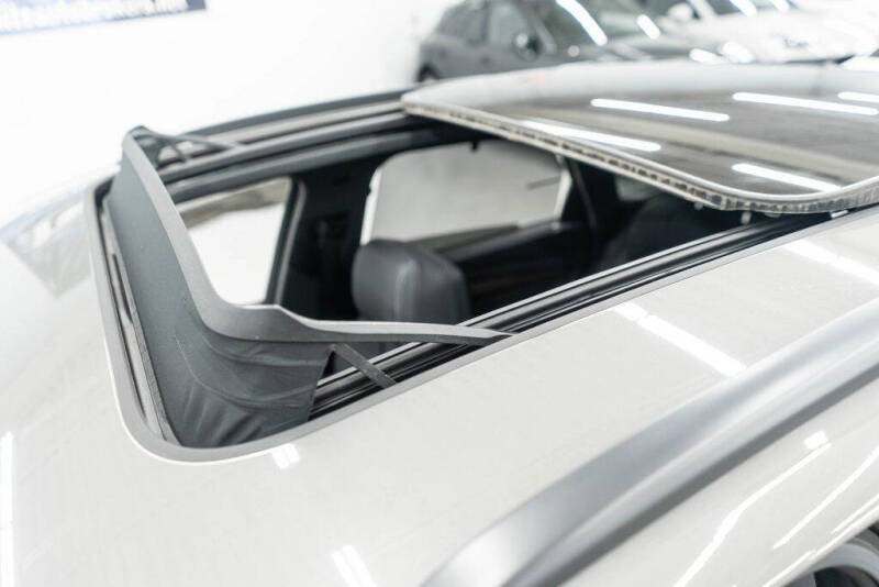 2024 Audi Q5 e quattro S line Prestg 55 TFSI