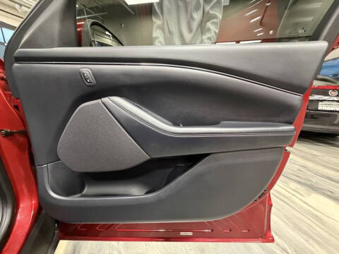 2021 Ford Mustang Mach-E Select