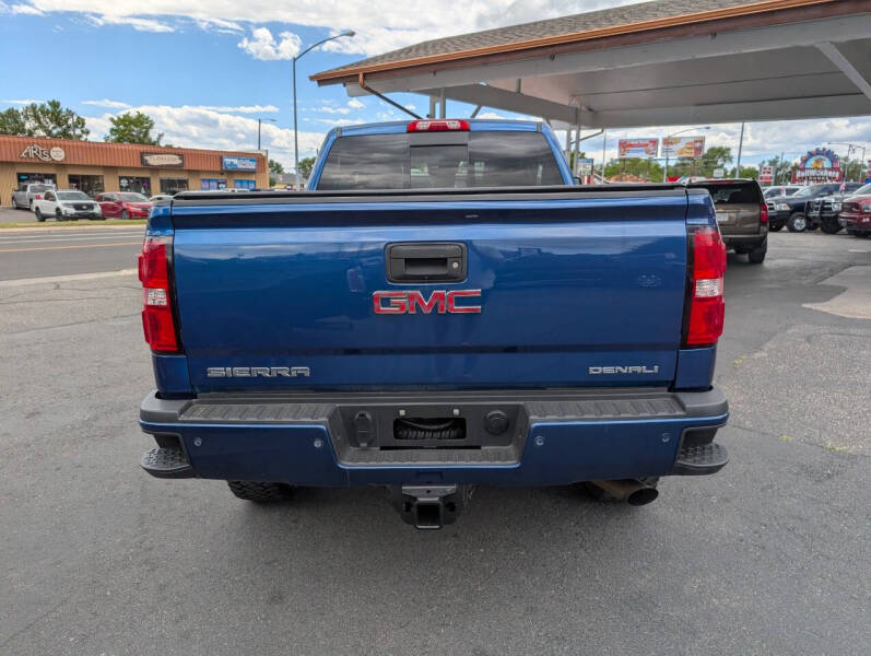 2017 GMC Sierra 2500HD Denali
