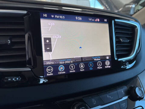 2018 Chrysler Pacifica Touring L Plus