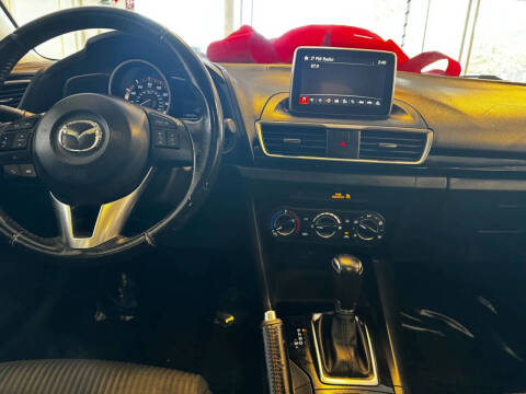 2016 Mazda MAZDA3 i Touring