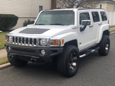 2006 HUMMER H3 for sale at MAGIC AUTO SALES in Little Ferry NJ