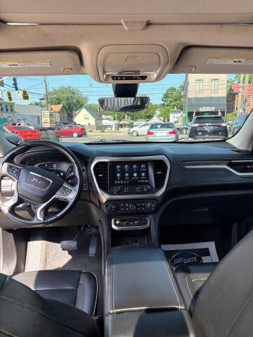 2020 GMC Acadia Denali