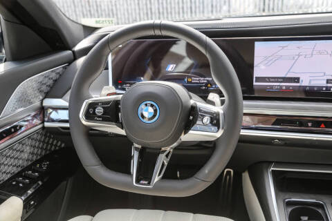 2025 BMW 7 Series 750e xDrive