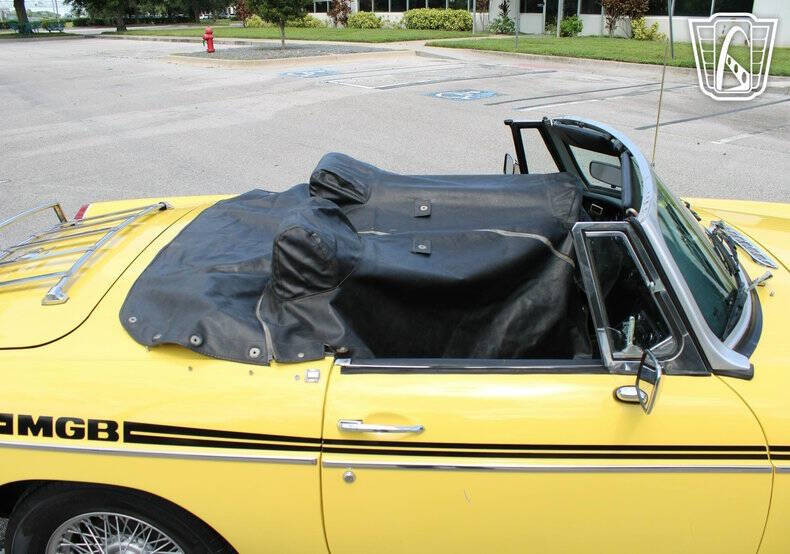 1975 MG B