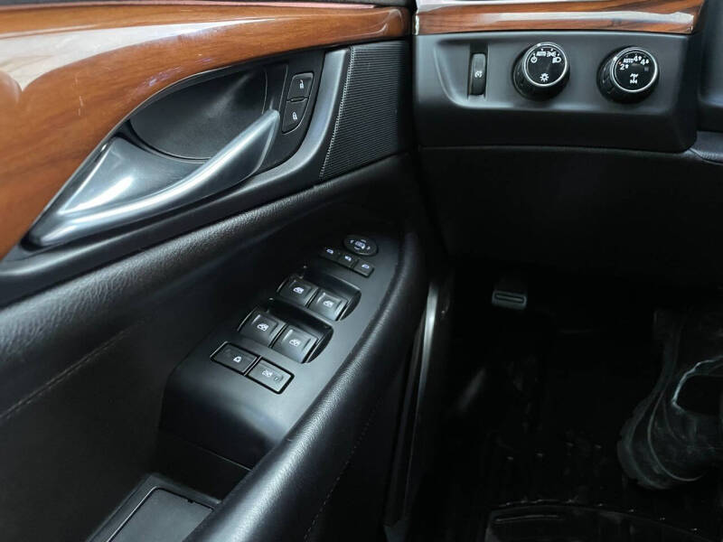 2018 Cadillac Escalade ESV Luxury