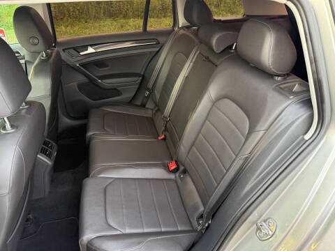 2015 Volkswagen Golf SportWagen TDI SEL