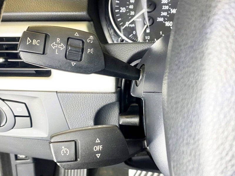 2006 BMW 3 Series 325xi