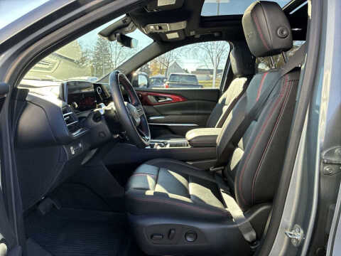 2025 Chevrolet Traverse RS