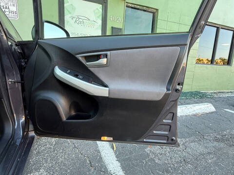 2014 Toyota Prius Five