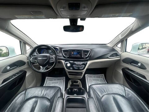 2020 Chrysler Pacifica Touring L