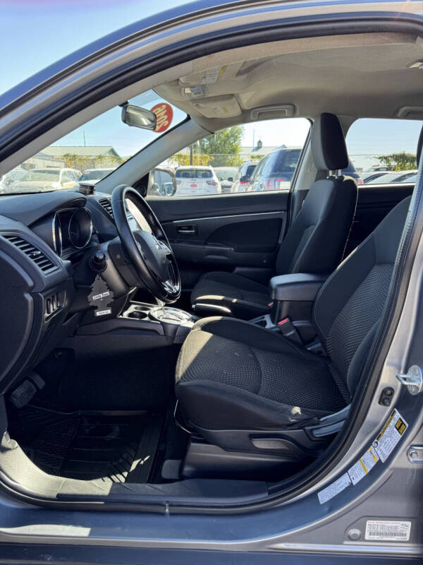 2016 Mitsubishi Outlander Sport 2.4 ES