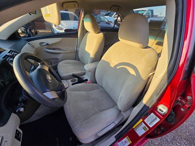 2013 Toyota Corolla LE