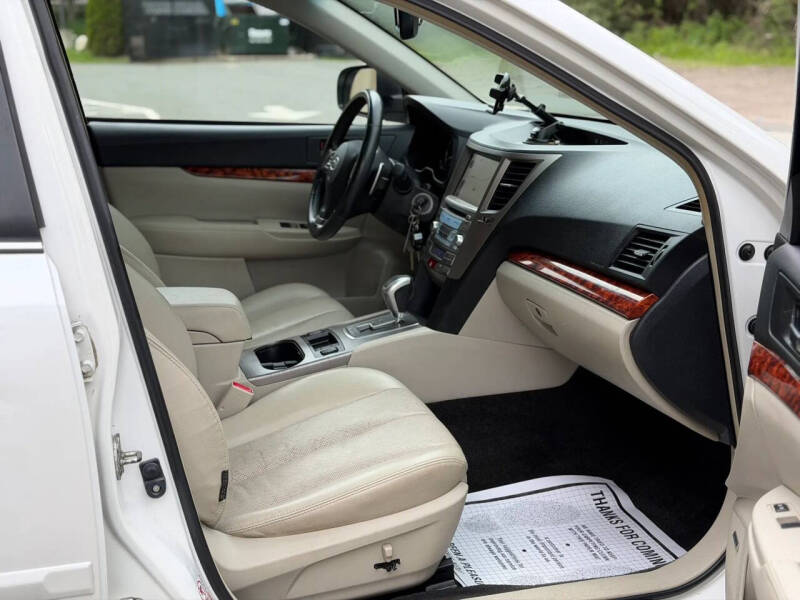 2012 Subaru Outback 2.5i Limited