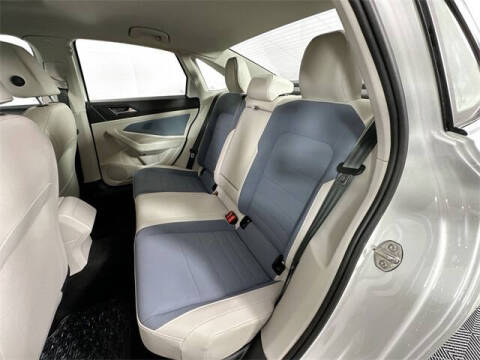 2025 Volkswagen Jetta SE