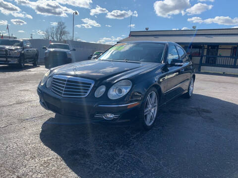 2008 Mercedes-Benz E-Class for sale at AJOULY AUTO SALES in Moore OK