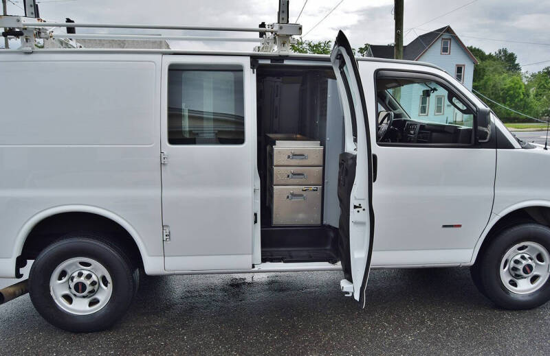 2019 GMC Savana 2500