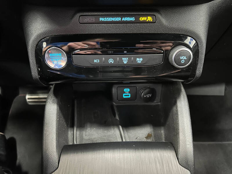 2023 Ford Escape ST-Line Select