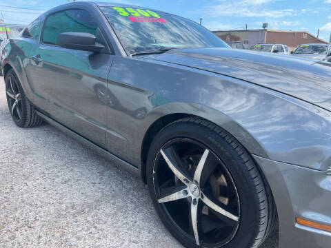 2014 Ford Mustang V6