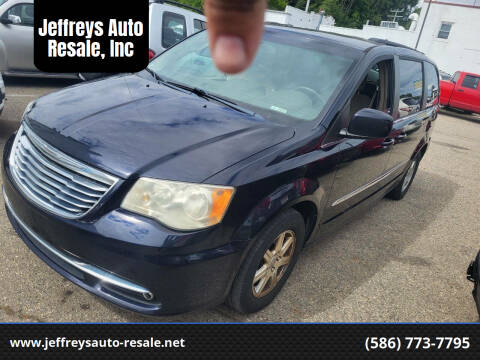2011 Chrysler Town and Country Touring