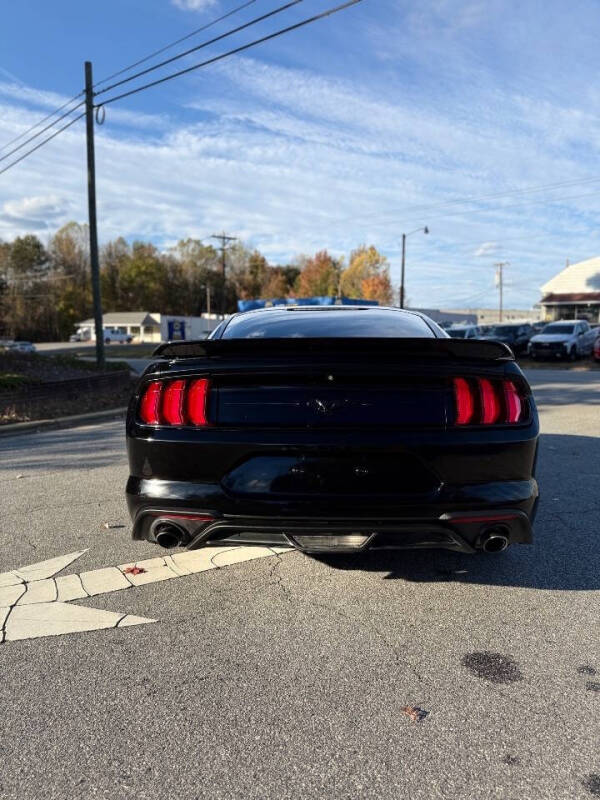 2018 Ford Mustang EcoBoost