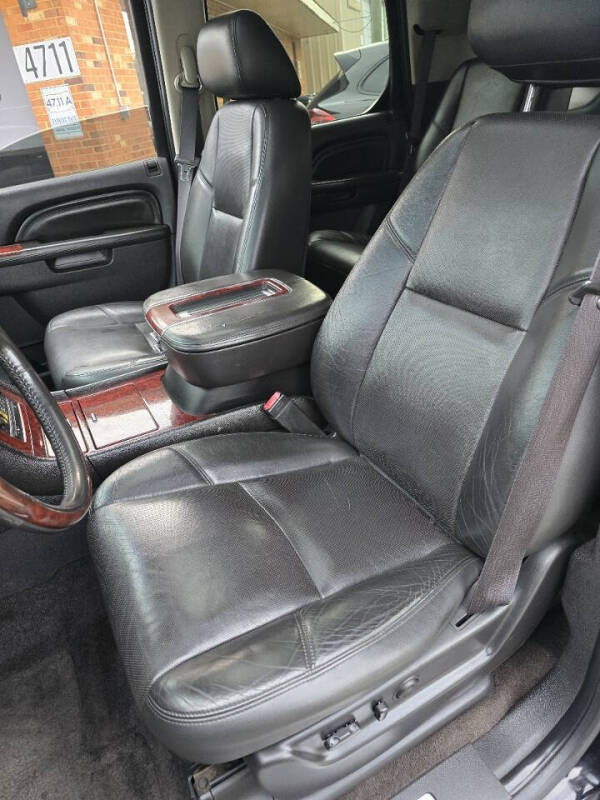 2012 Cadillac Escalade Premium