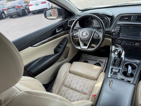 2016 Nissan Maxima Platinum