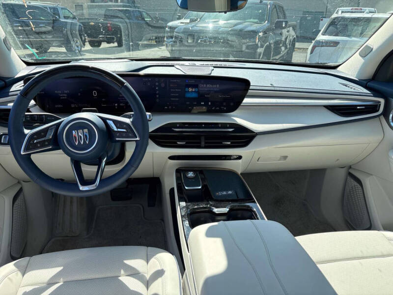 2025 Buick Enclave Avenir