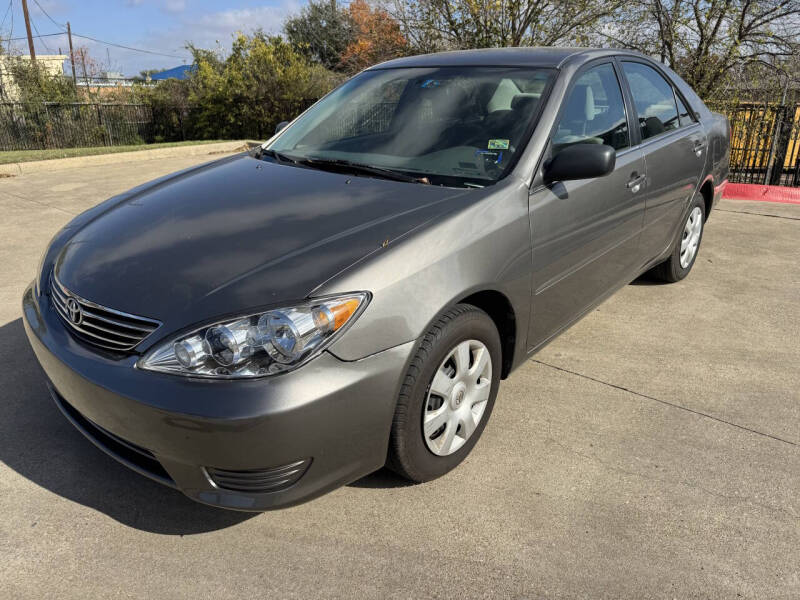 2005 Toyota Camry Standard