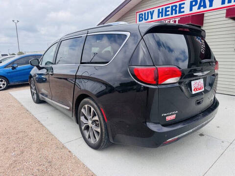 2017 Chrysler Pacifica Limited