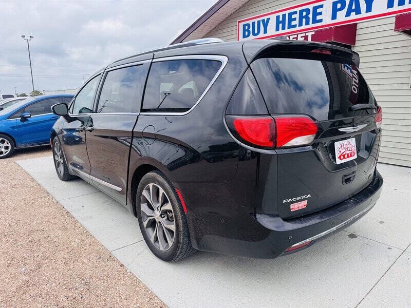 2017 Chrysler Pacifica Limited