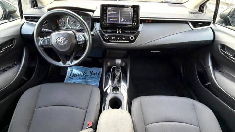 2022 Toyota Corolla LE