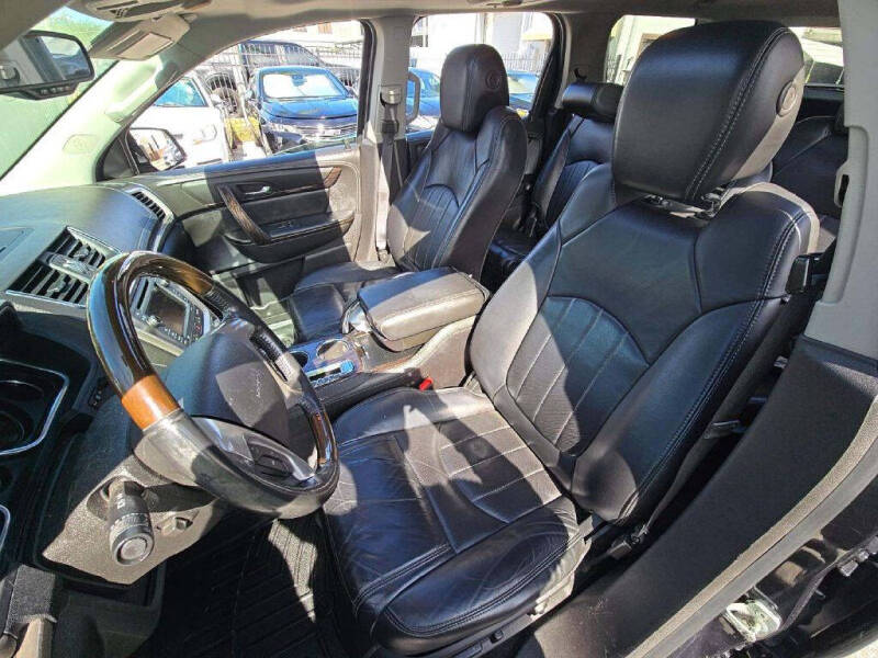 2014 GMC Acadia Denali