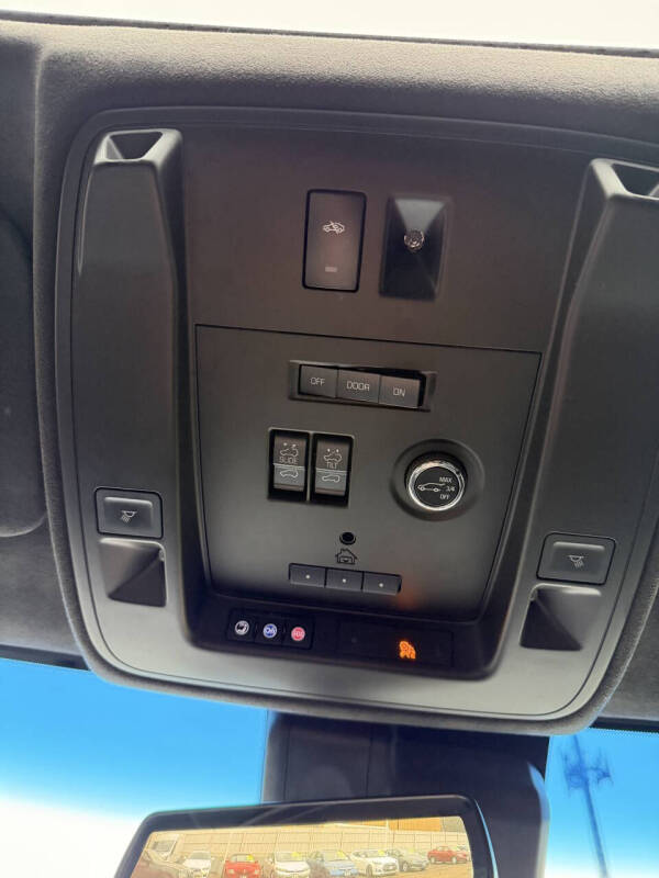 2017 Cadillac Escalade Platinum