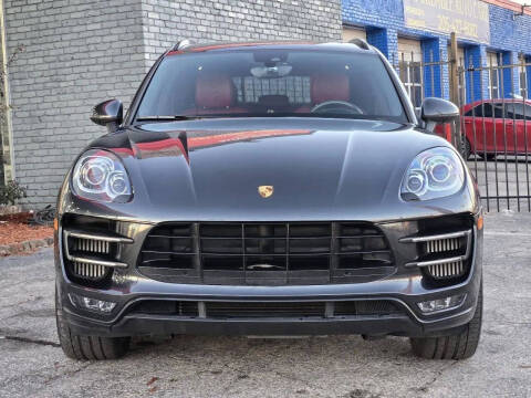 2017 Porsche Macan Turbo