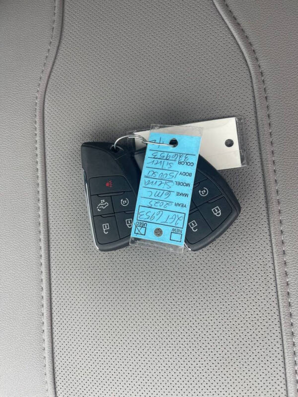 2025 GMC Sierra 1500