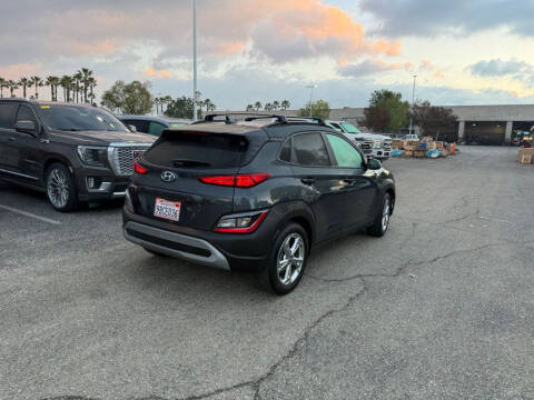 2022 Hyundai Kona SEL